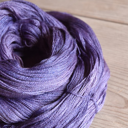 Shôbu Iro  手染の極細毛糸レース編みに最適　80% Extra Fine Merino + 20% Silk 5枚目の画像