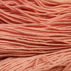 草木染のス－パ－ウオッシュメリノウ－ル100％　編みやすく、最高の手触り！Suou 3枚目の画像
