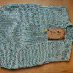 子供用のDelilah　脱ぎ着がとっても楽な草木染の総ゴム編みのベスト　Anny 6枚目の画像