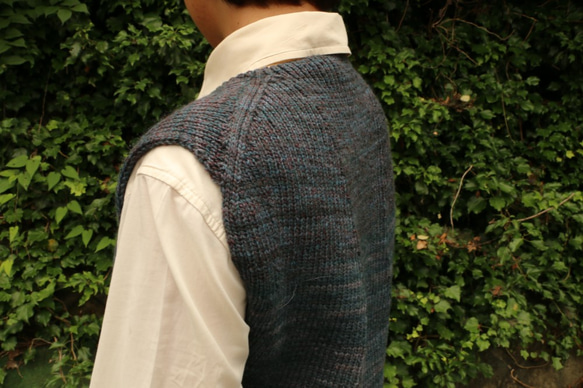 Dililah Tomekon　脱ぎ着がとっても楽な総ゴム編みのベスト　M サイズ 7枚目の画像