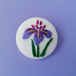 あやめ花菖蒲の刺繍ブローチ（紫） 3枚目の画像