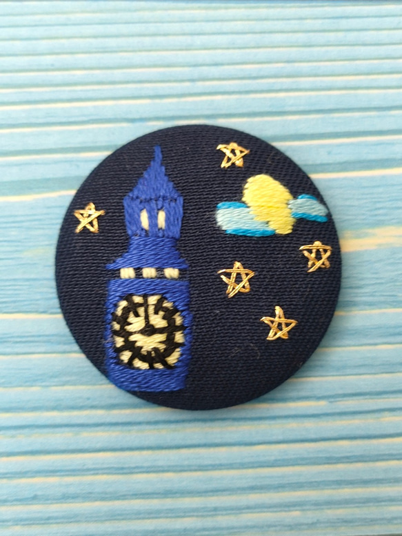 ビッグベンと星空刺繍ブローチ 3枚目の画像