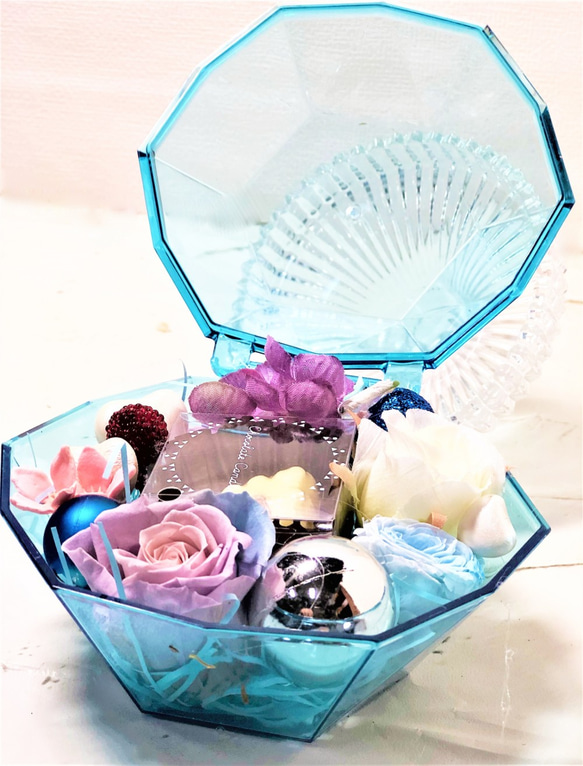 プリザーブドフラワー と チョコレート キャンドル のダイヤモンドボックス バレンタインデー フラワーボックス ブルーB 4枚目の画像