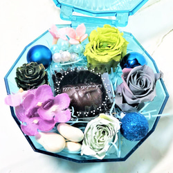 プリザーブドフラワー と チョコレート キャンドル のダイヤモンドボックス バレンタインデー フラワーボックス ブルーA 2枚目の画像