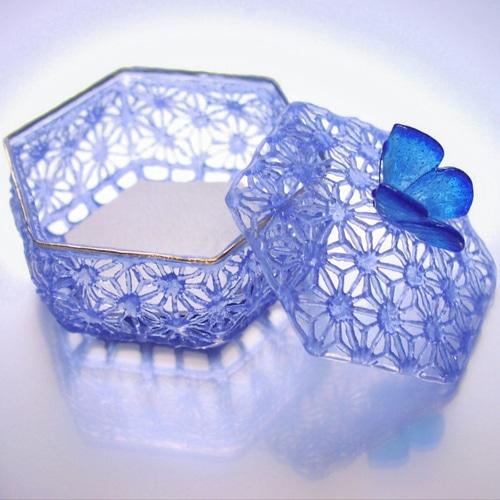 ガラスの小物入れ (ブルー) 受注制作品 その他ケース 三田木精庵