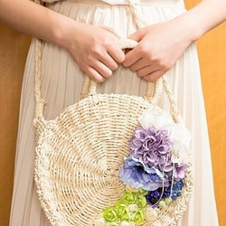 享受夏日清爽的色彩♪花卉裝飾單肩包 第4張的照片