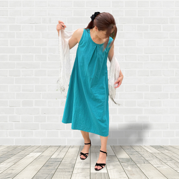 anuans Aラインノースリーブワンピース anuans（アニュアンス）の「Aラインノースリーブワンピース