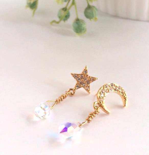 月と星と雫のピアス 1枚目の画像