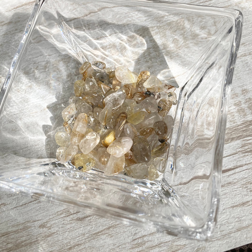 ヒマラヤ水晶 さざれ石(大粒) 100g 天然石 corallo______ 通販 ヒマラヤ水晶 さざれ石(大粒) 100g 天然石 corallo______ 通販