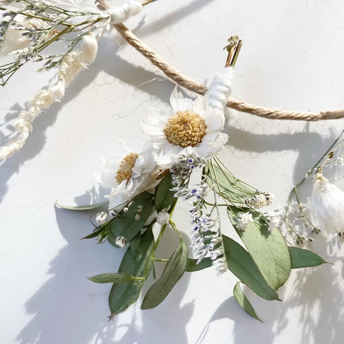 再販多数/送料無料】ホワイト系ドライフラワーとユーカリのミニ