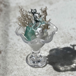 シマエナガと氷の世界のミニチュア[グラス] 6枚目の画像