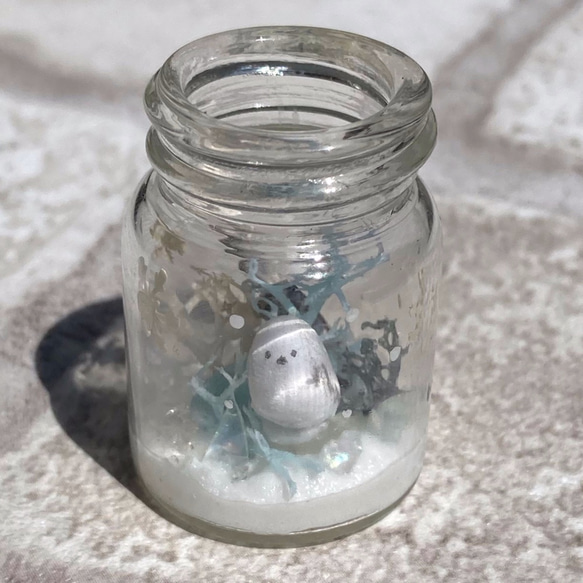 シマエナガと氷の世界のミニチュア[瓶] 5枚目の画像