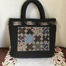 新品　mornquilt キルト　バック　パッチワーク　1点物 新品 mornquilt キルト バック パッチワーク 1点物 ハウスと刺繍の