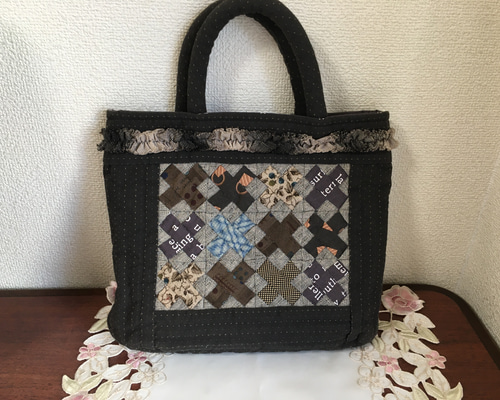 1_4b5c4b444163ad76b4f8823ce5eb