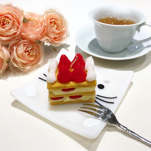 あざらし　カザフ刺繍カバーとアンティークスープ皿 あざらし様専用 アンティークカザフ刺繍とソビエト黄色プレート