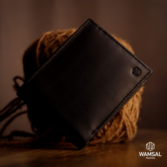 牛革二つ折り財布コインポケットとカードポケット付き(黒) 3枚目の画像