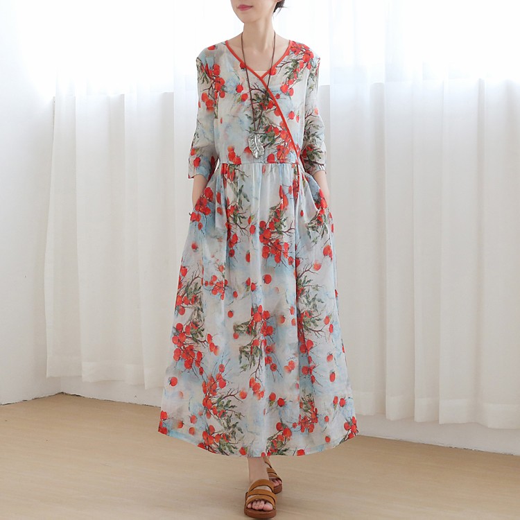 ウエストリボンがワンポイント フルーツ柄ラミーリネンワンピース