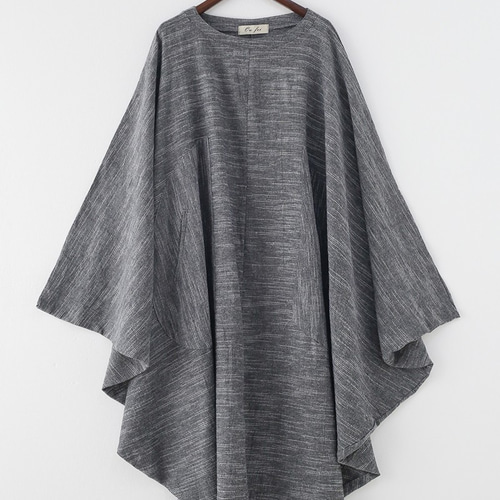 新品未使用品　Y,s ポンチョ風ワンピース（お値下げ中） 綺麗な落ち感のオーバーサイズ ポンチョ風ワンピ―ス グレー