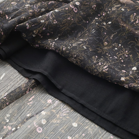 シースルー袖がエレガント ブラック花柄シフォンワンピース 3枚目の画像