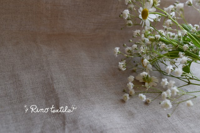 フレンチリネン（フランス産）で仕立てた　マルチカバー／カーテン・間仕切りにも使えます