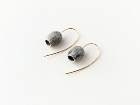 Hervest M｜Hook Earrings 1枚目の画像