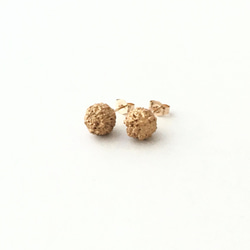 Mimosa｜Post Earrings 1枚目の画像