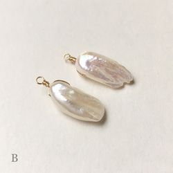 Petite Feather｜Hook Earrings 5枚目の画像