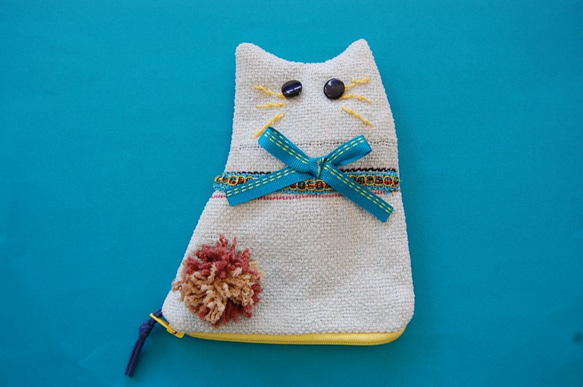 手織りの布の猫ポーチ 1枚目の画像