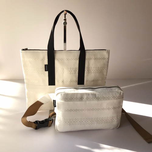 ✨帯リメイク ウエストバッグ＆ハンドバッグ 2セット 白バッグ