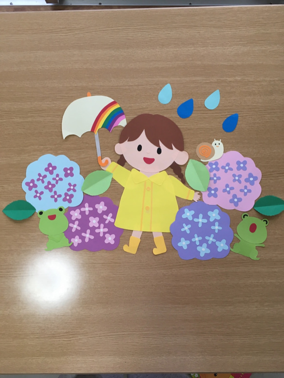 壁面飾り＊6月雨降り紫陽花と女の子＊ 1枚目の画像