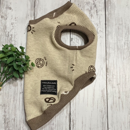 新商品【犬服・オーダー】プレッツェル柄ワッフル【タンクトップ 