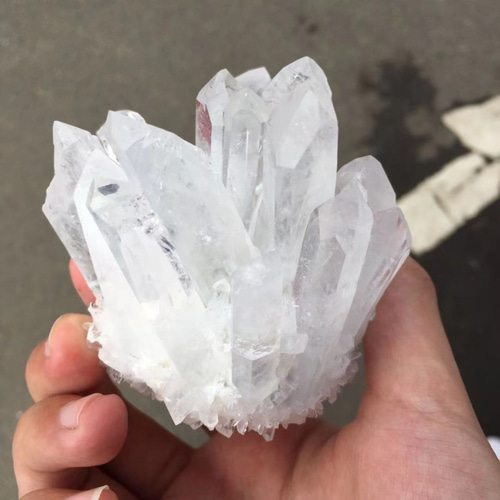 水晶ポイント原石透明度が高いヒマラヤ水晶クラスター 水晶原石 群晶 ...