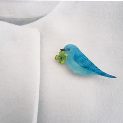 幸せの青い鳥　クローバー　ブローチ　プレゼント　クリスマス 3枚目の画像