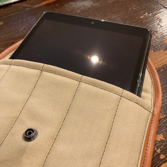 ハンドメイド ヘリンボーン タブレットケース クッション付き iPad Air 4 40s ビンテージ HBT 3枚目の画像