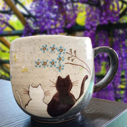 九谷焼 マグカップ 陽だまり 猫の陽だまりカラー色絵 遊陶器 食器 日本製和食器 マグカップ ギフト 贈り物 結婚祝い 1枚目の画像