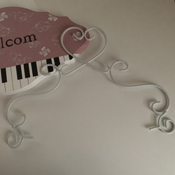 ピアノ鍵盤模様♡アイアン付き　ウェルカムボード　　　トールペイント 4枚目の画像