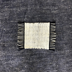 ベルギー産リネンの手織りコースター4枚セット【イエローホワイト】【グレー】【ホワイト】【ネイビーホワイト】 4枚目の画像