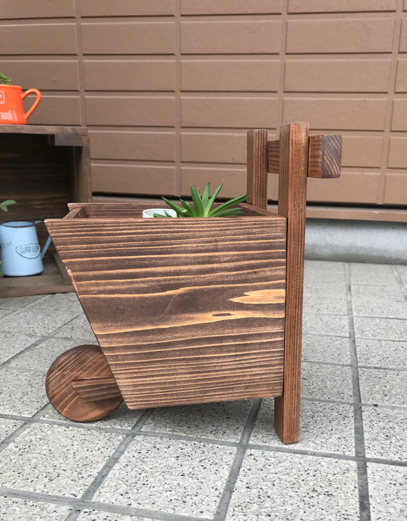小さな雑貨《小さな一輪車/ワックス仕上げ》木製雑貨