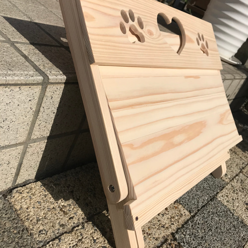 ハートと足あとの折りたたみチェア》木製雑貨 ガーデニング 撮影用