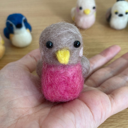 幸せの小鳥ちゃん ピンクロビン 羊毛フェルト作品 羊毛フェルト