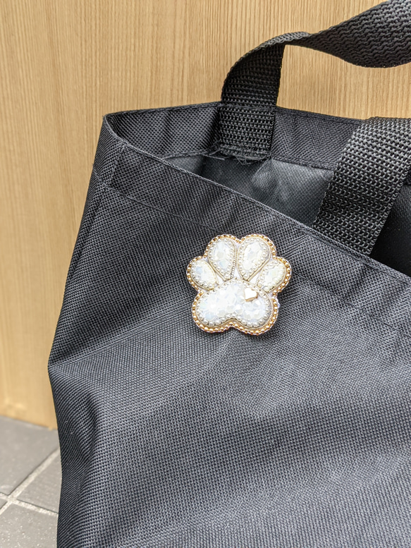 PAW brooch　肉球ブローチ 6枚目の画像