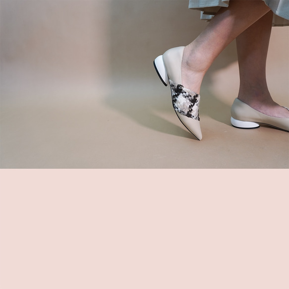 {香港設計品牌} [手工定製] 毛呢系列 - 拼皮波波跟鞋 第3張的照片