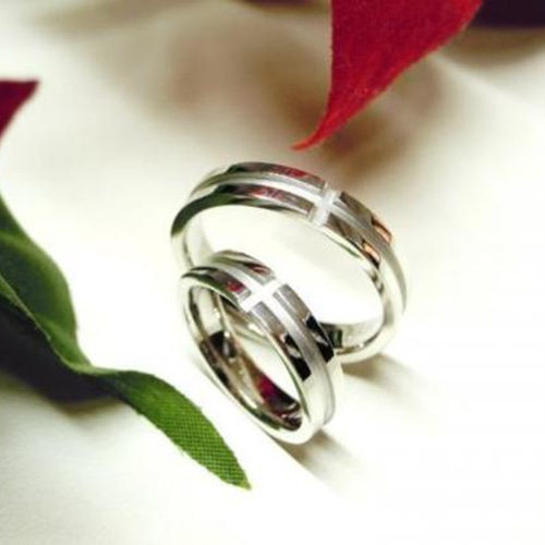 鍛造 結婚指輪 プラチナ pt900 幅3.5mm 十字架 クロスデザイン