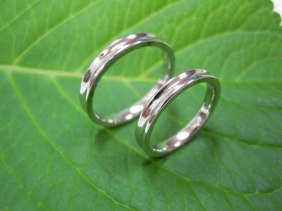 鍛造 結婚指輪 プラチナ pt900 凹んだ甲丸 逆甲丸デザイン 幅3mm 鏡面 1枚目の画像