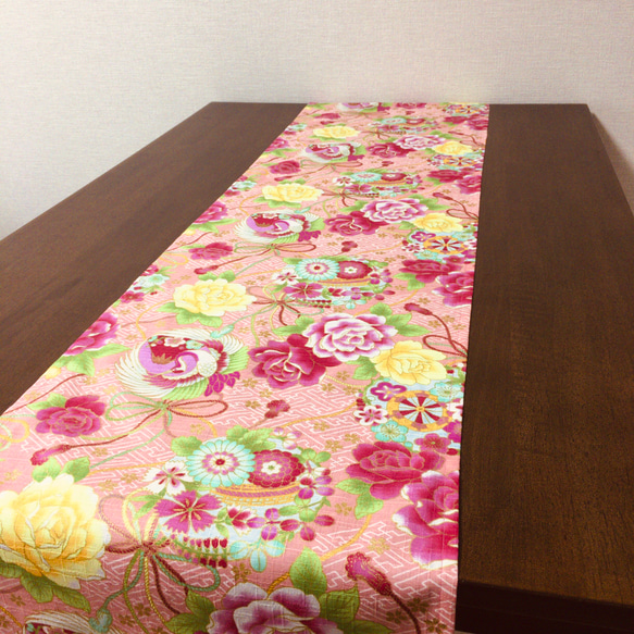 和柄テーブルランナー **ピンク** テーブルクロス tomokk501