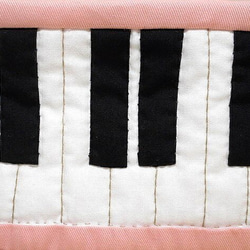 ピンクのピアノ 4枚目の画像