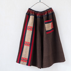 黒檀染め手織り布とナガ族布のゆったりワイドパンツ 6枚目の画像