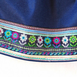 山の民の刺繍スカート～モン族の村から 4枚目の画像