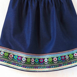 山の民の刺繍スカート～モン族の村から 5枚目の画像