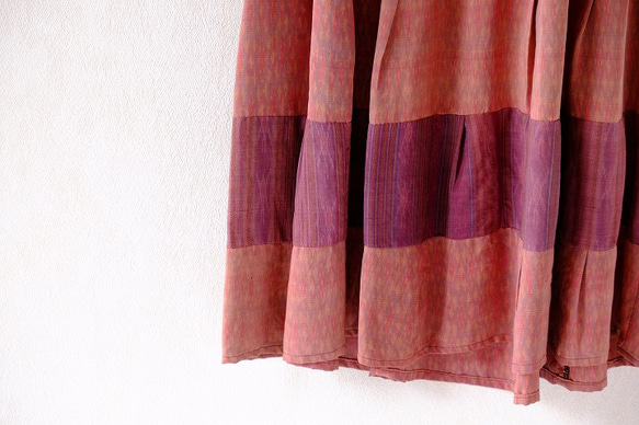 オールドシルクの風に揺れるティアードスカート 6枚目の画像